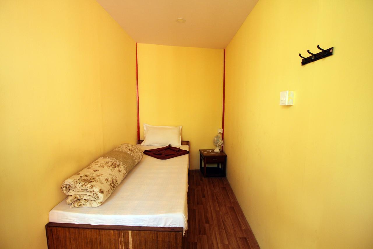 Beehive Hostel Катманду Екстер'єр фото