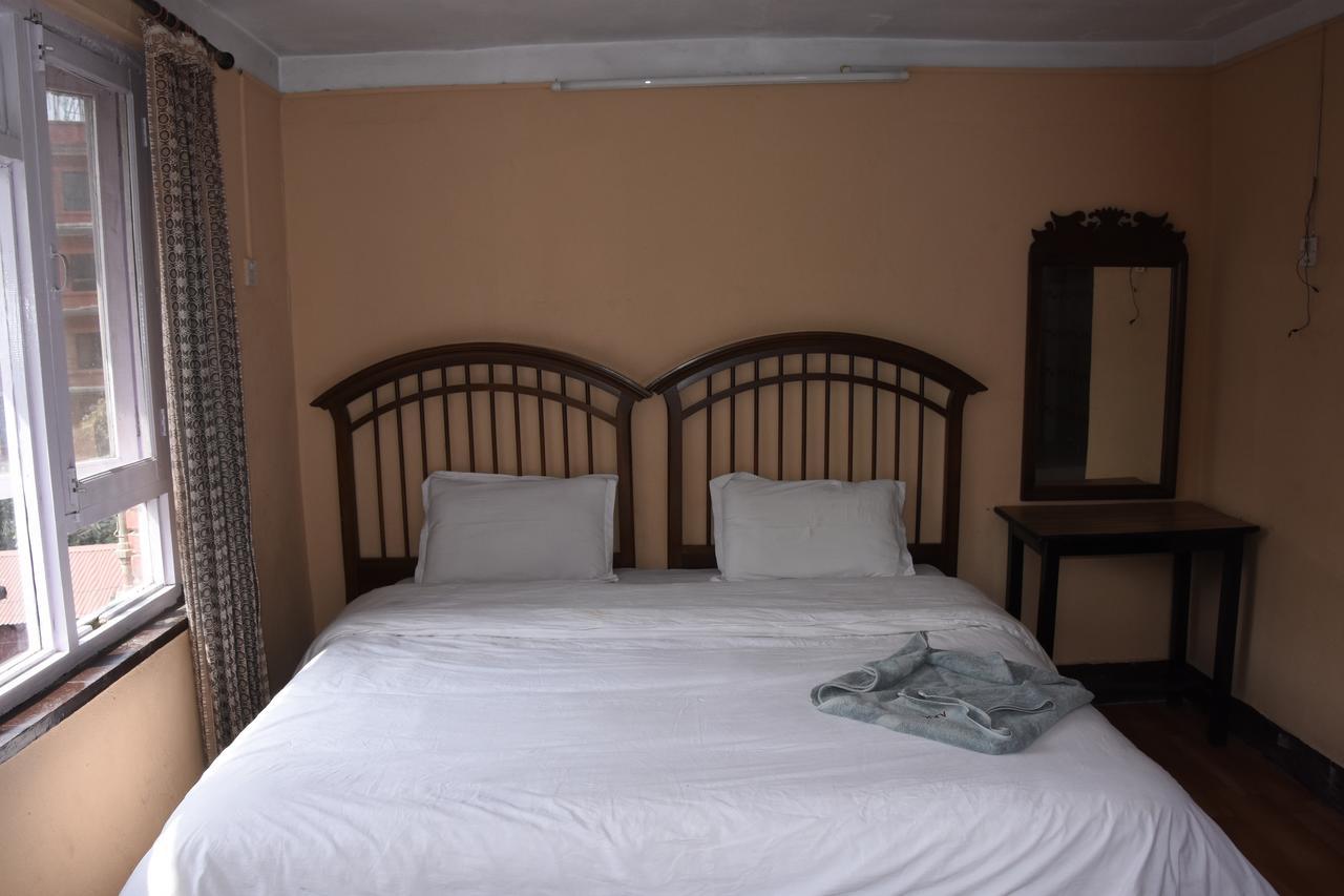 Beehive Hostel Катманду Екстер'єр фото