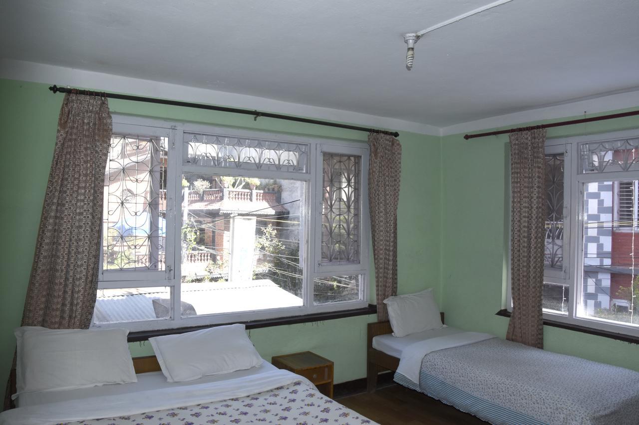 Beehive Hostel Катманду Екстер'єр фото
