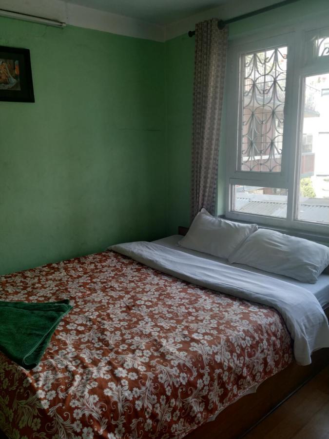 Beehive Hostel Катманду Екстер'єр фото
