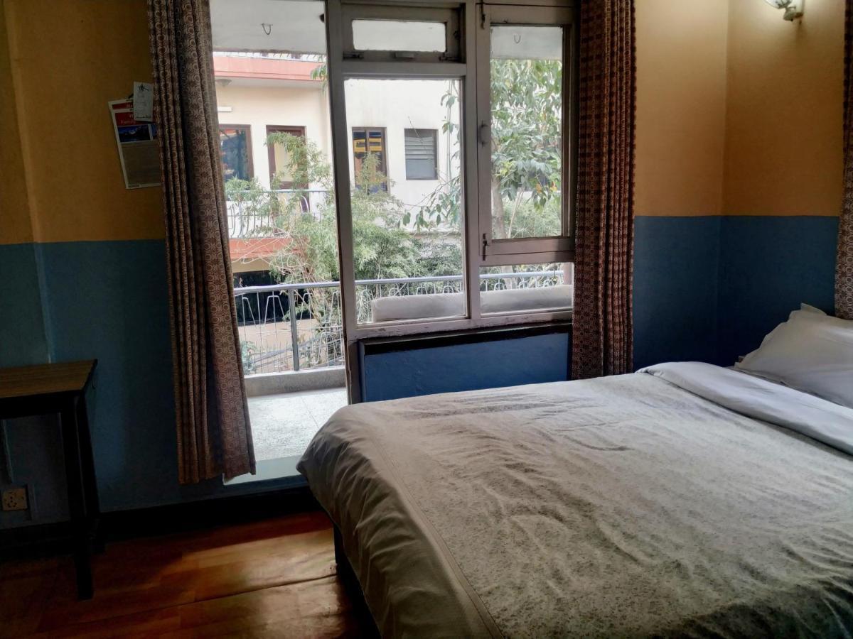 Beehive Hostel Катманду Екстер'єр фото